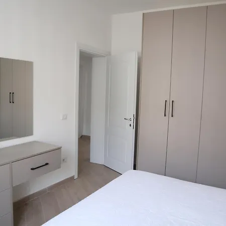 Azure Apartment Durres
